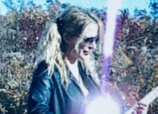 MarieAngel - Crowded House's Fall at your Feet